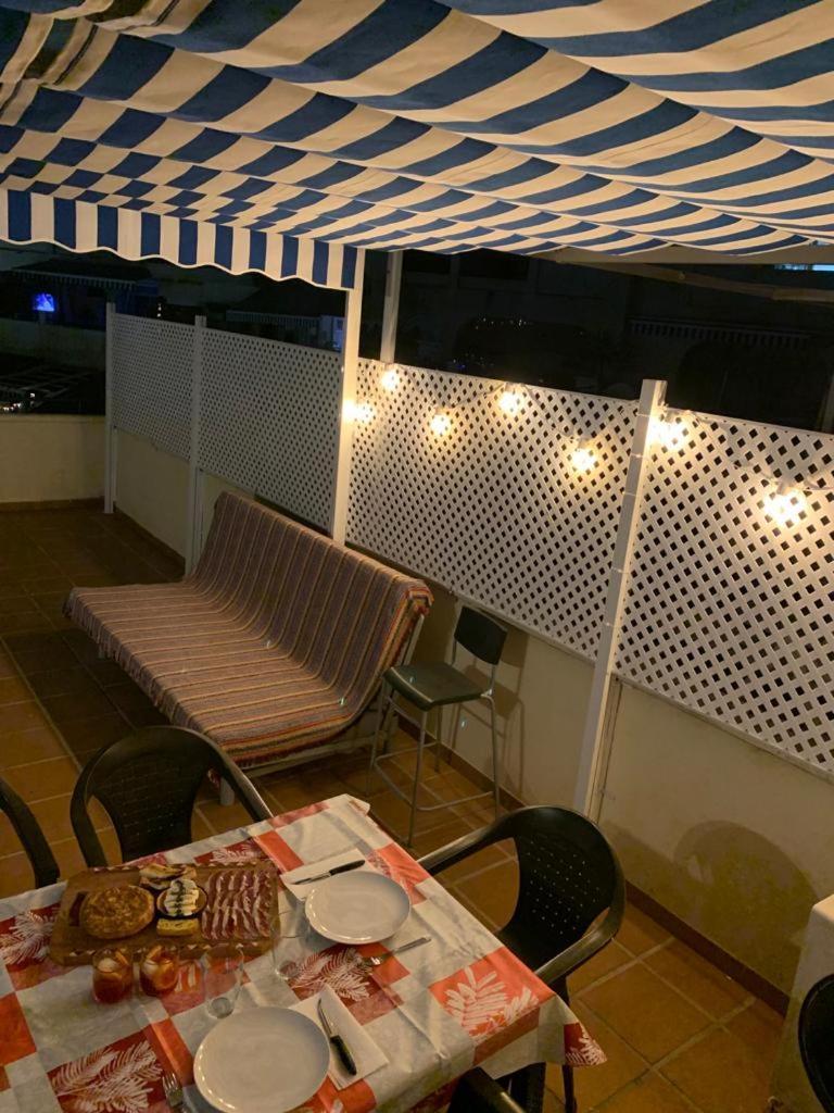 Encantador Piso Con Terraza Y Piscina Διαμέρισμα Benalmádena Εξωτερικό φωτογραφία